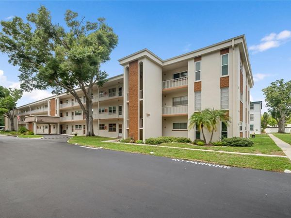 5880 38TH AVENUE N, Unit 109, ST PETERSBURG, FL 33710