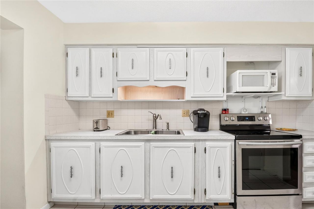 5880 38th Avenue N, Unit 109, Saint Petersburg, FL 33710 Photo