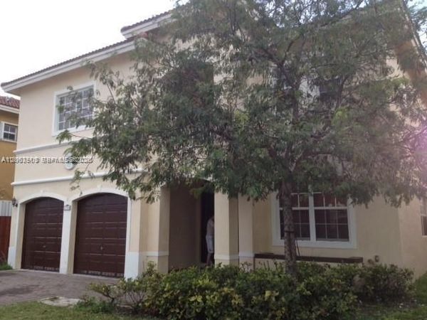 17708 SW 135th Ct , Miami, FL 33177