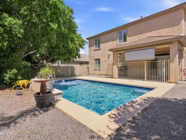 2905 E MEADOWVIEW Drive, Gilbert, AZ 85298