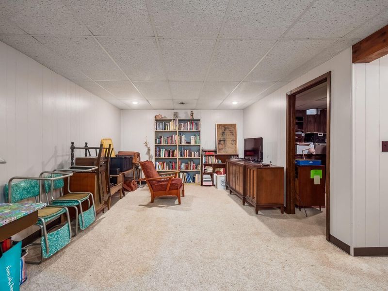 2134 Willowick Square , Columbus, OH 43229 Photo 34