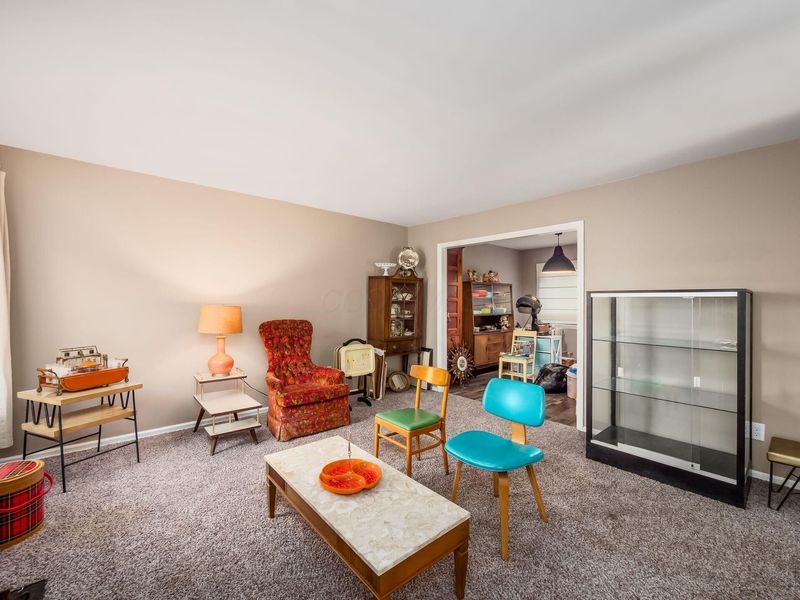 2134 Willowick Square , Columbus, OH 43229 Photo 7