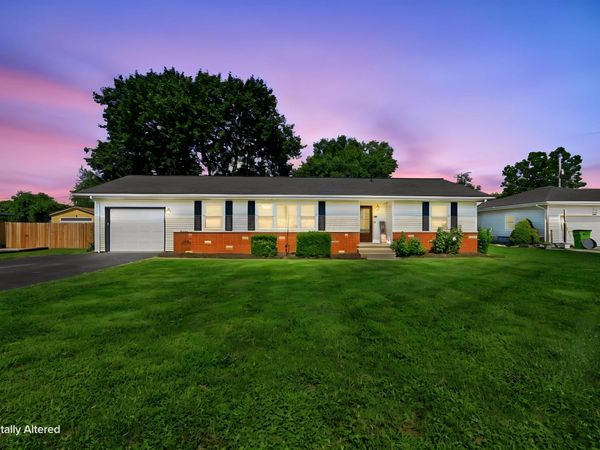 310 Walnut Creek Pike , Circleville, OH 43113