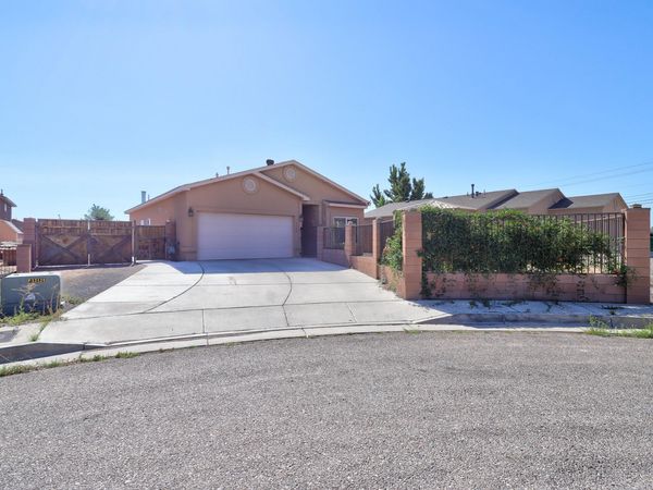 4316 Flintlock Court SW, Albuquerque, NM 87121