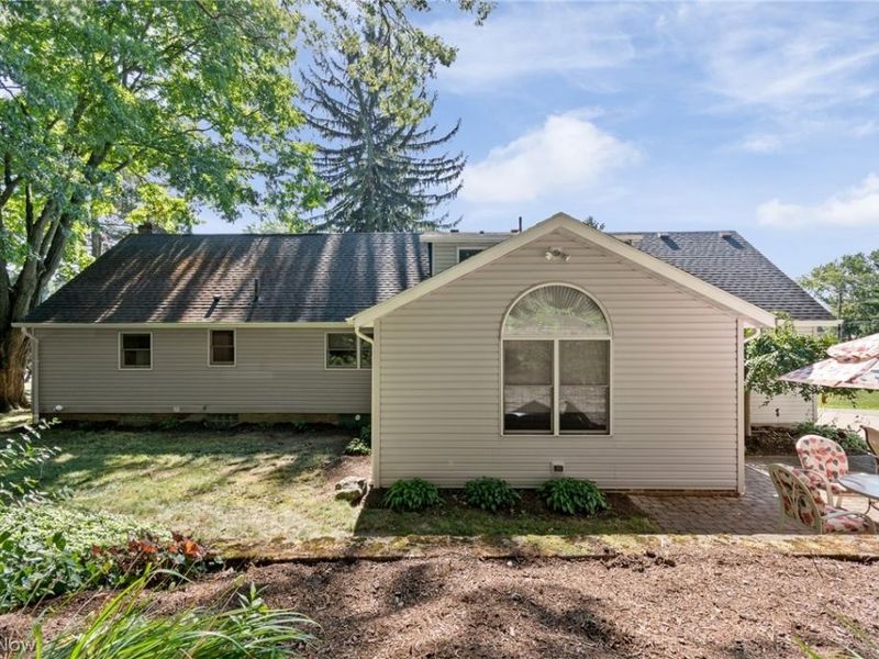 5178 East Boulevard NW, Canton, OH 44718 Photo 5