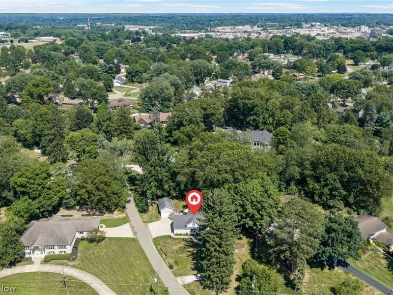 5178 East Boulevard NW, Canton, OH 44718 Photo 9