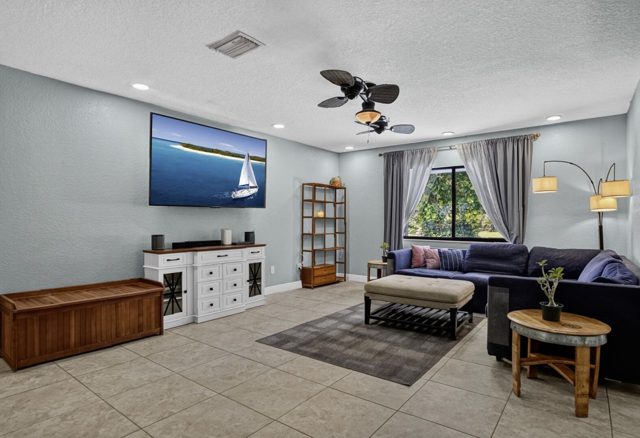 1866 SE Hanby Avenue, Port Saint Lucie, FL 34952 Photo