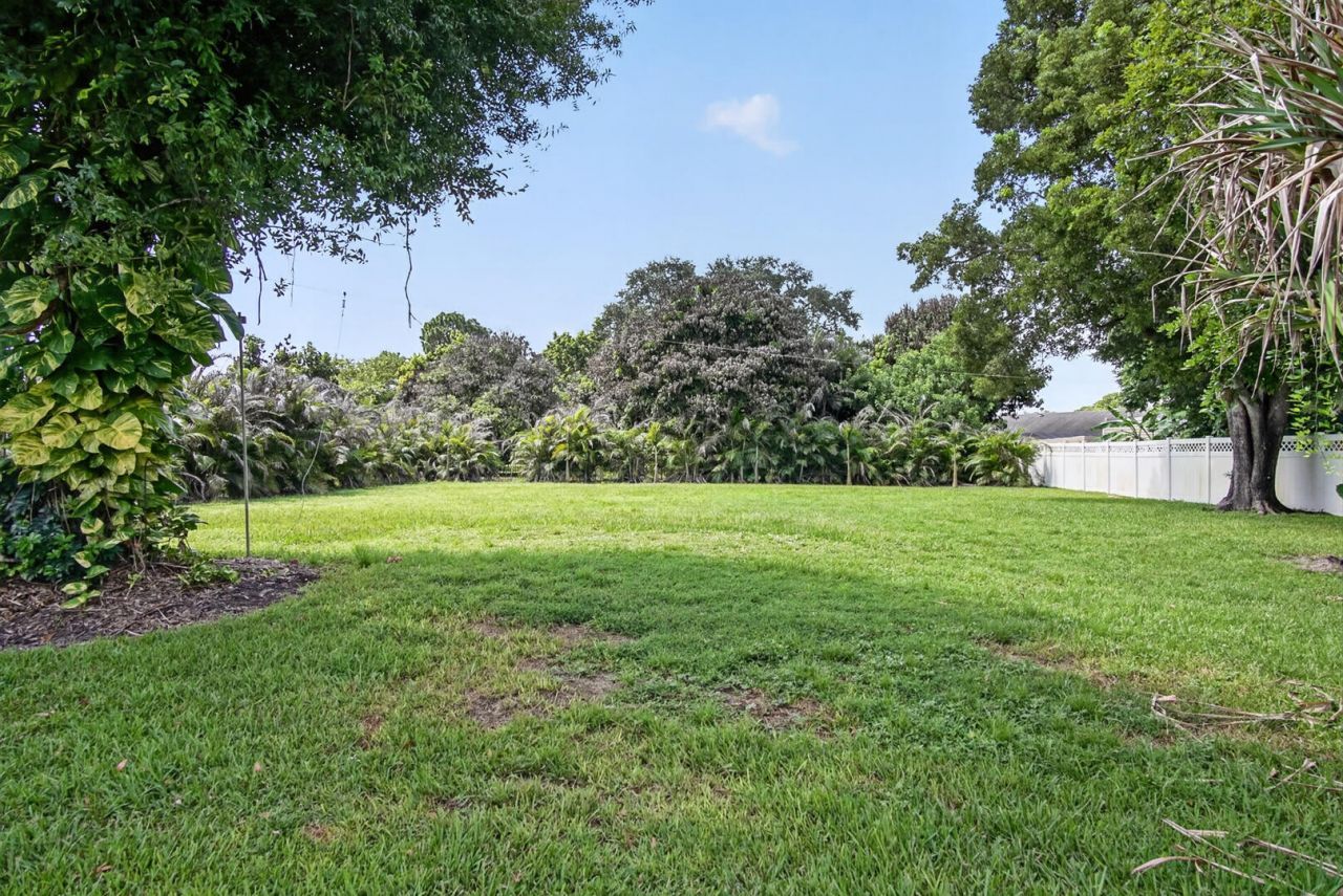 1866 SE Hanby Avenue, Port Saint Lucie, FL 34952 Photo