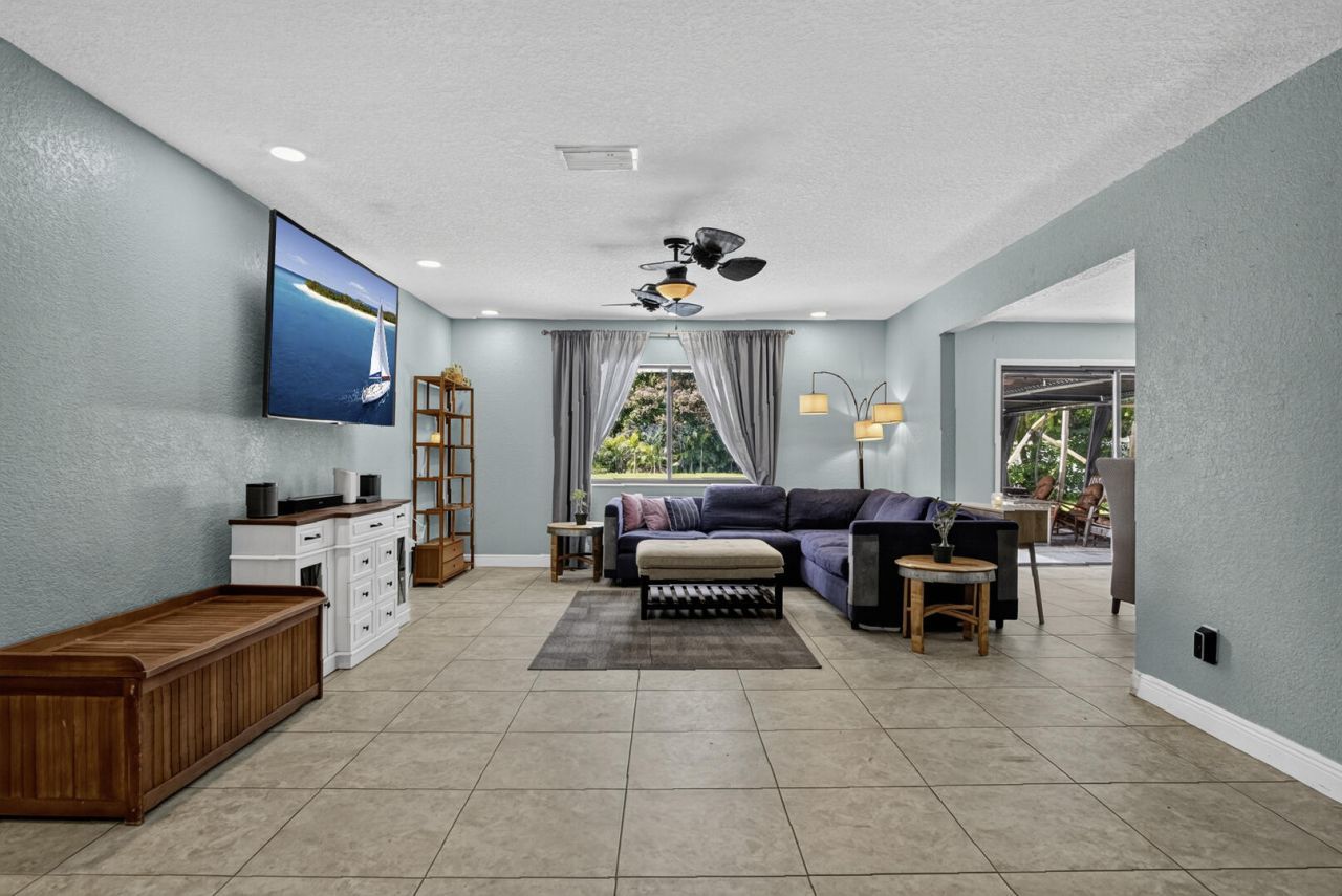 1866 SE Hanby Avenue, Port Saint Lucie, FL 34952 Photo