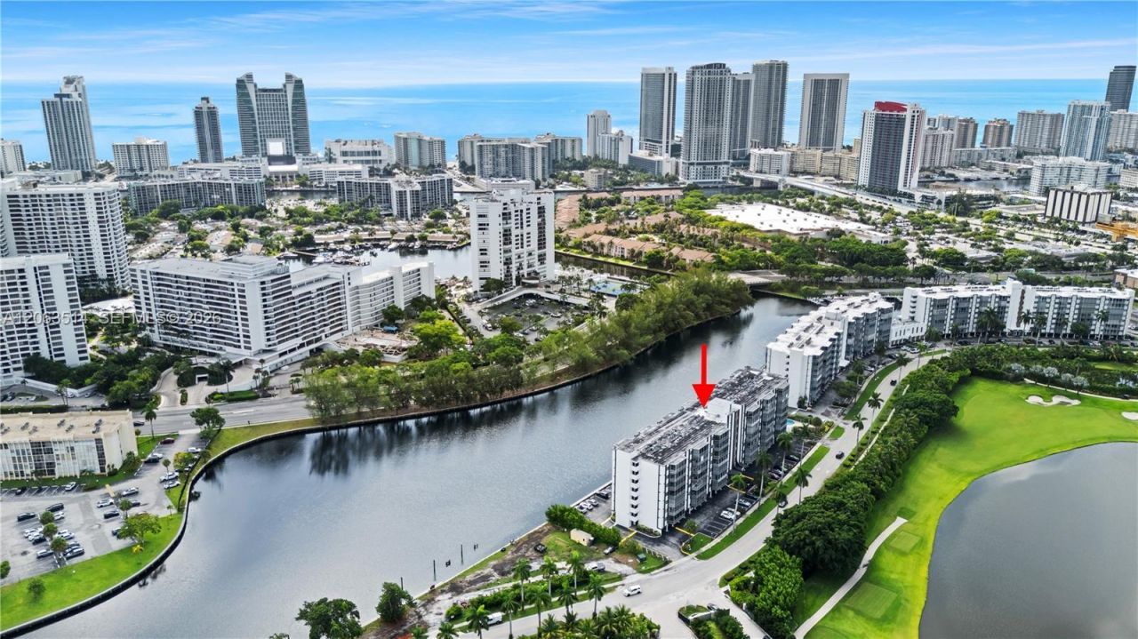 400 Diplomat Pkwy , Unit 704, Hallandale Beach, FL 33009 Photo