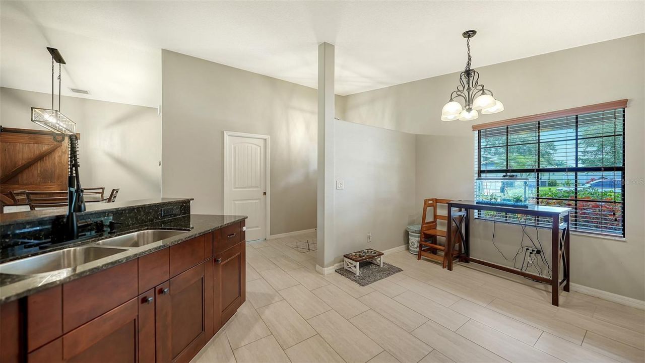 7226 34th Street E, Sarasota, FL 34243 Photo