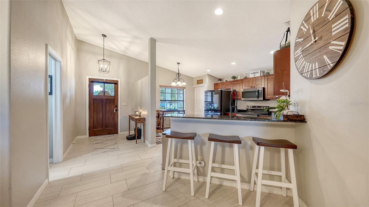 7226 34th Street E, Sarasota, FL 34243 Photo