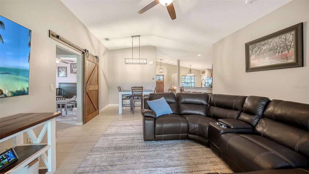 7226 34th Street E, Sarasota, FL 34243 Photo