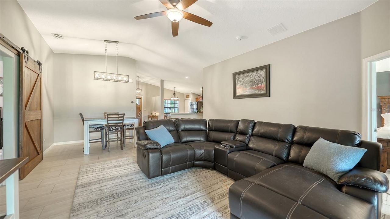 7226 34th Street E, Sarasota, FL 34243 Photo