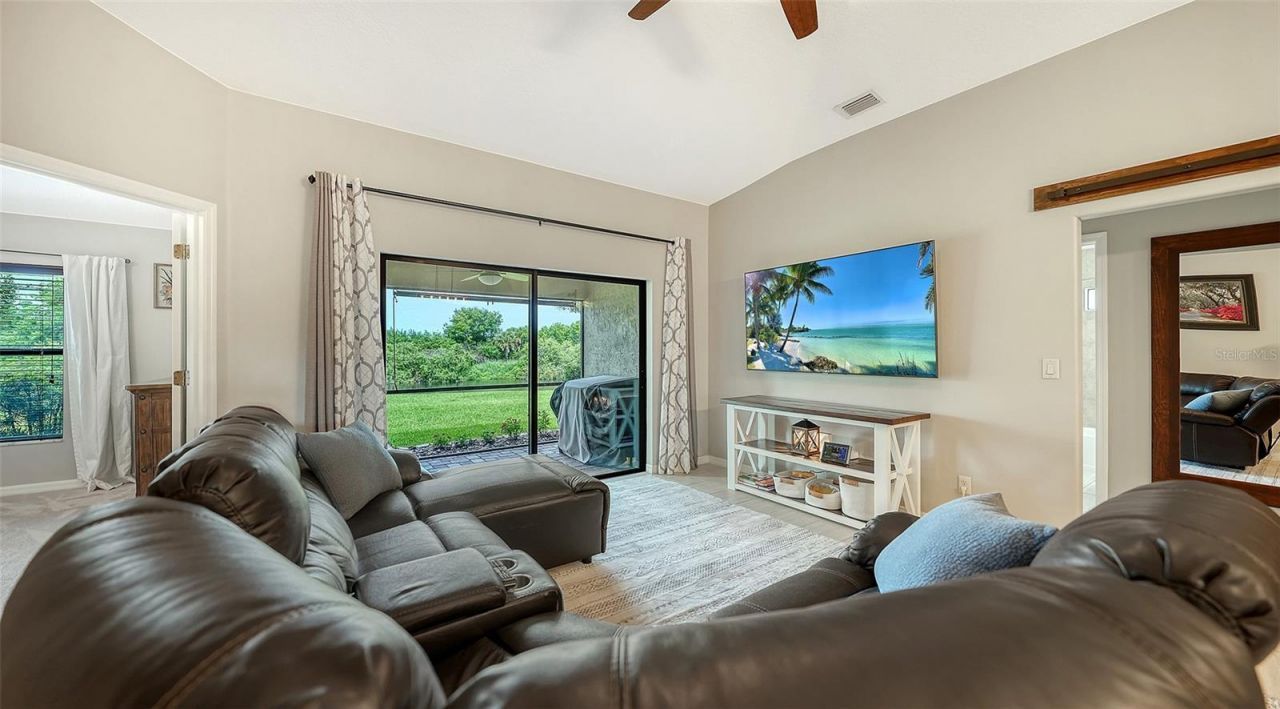 7226 34th Street E, Sarasota, FL 34243 Photo