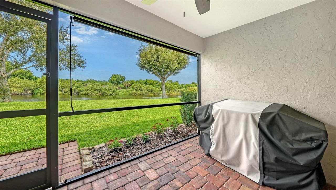 7226 34th Street E, Sarasota, FL 34243 Photo