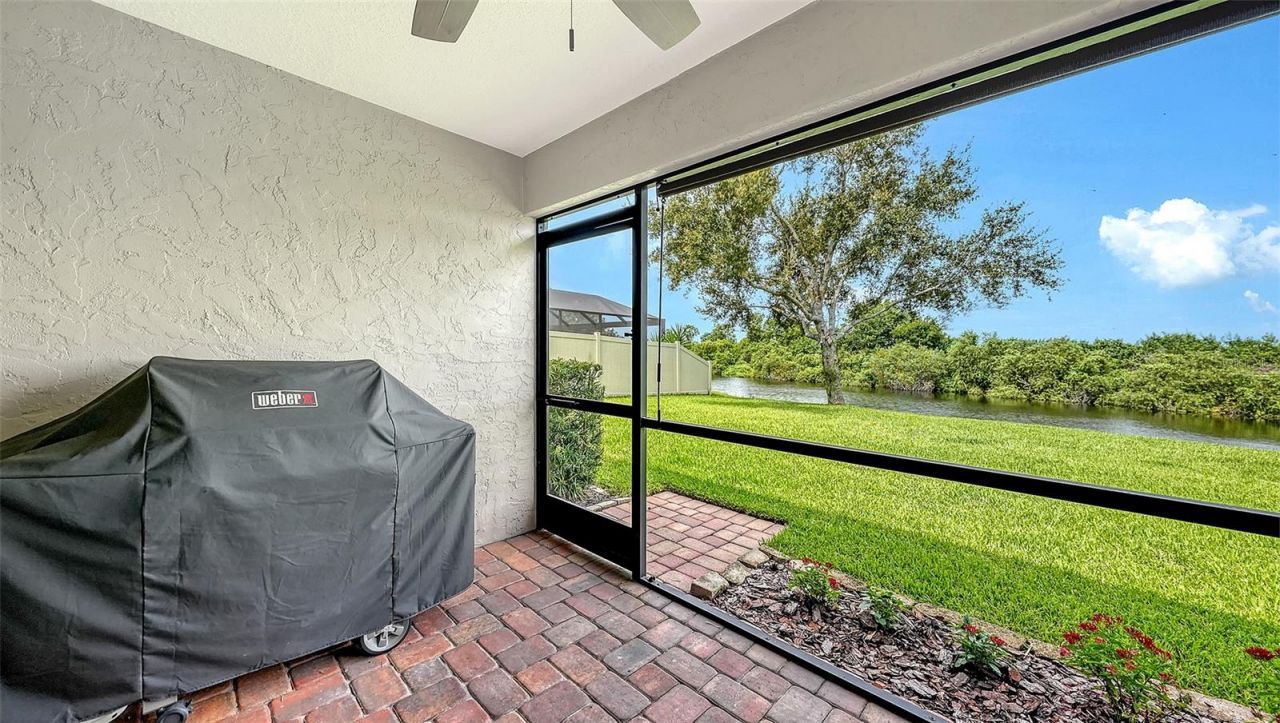 7226 34th Street E, Sarasota, FL 34243 Photo