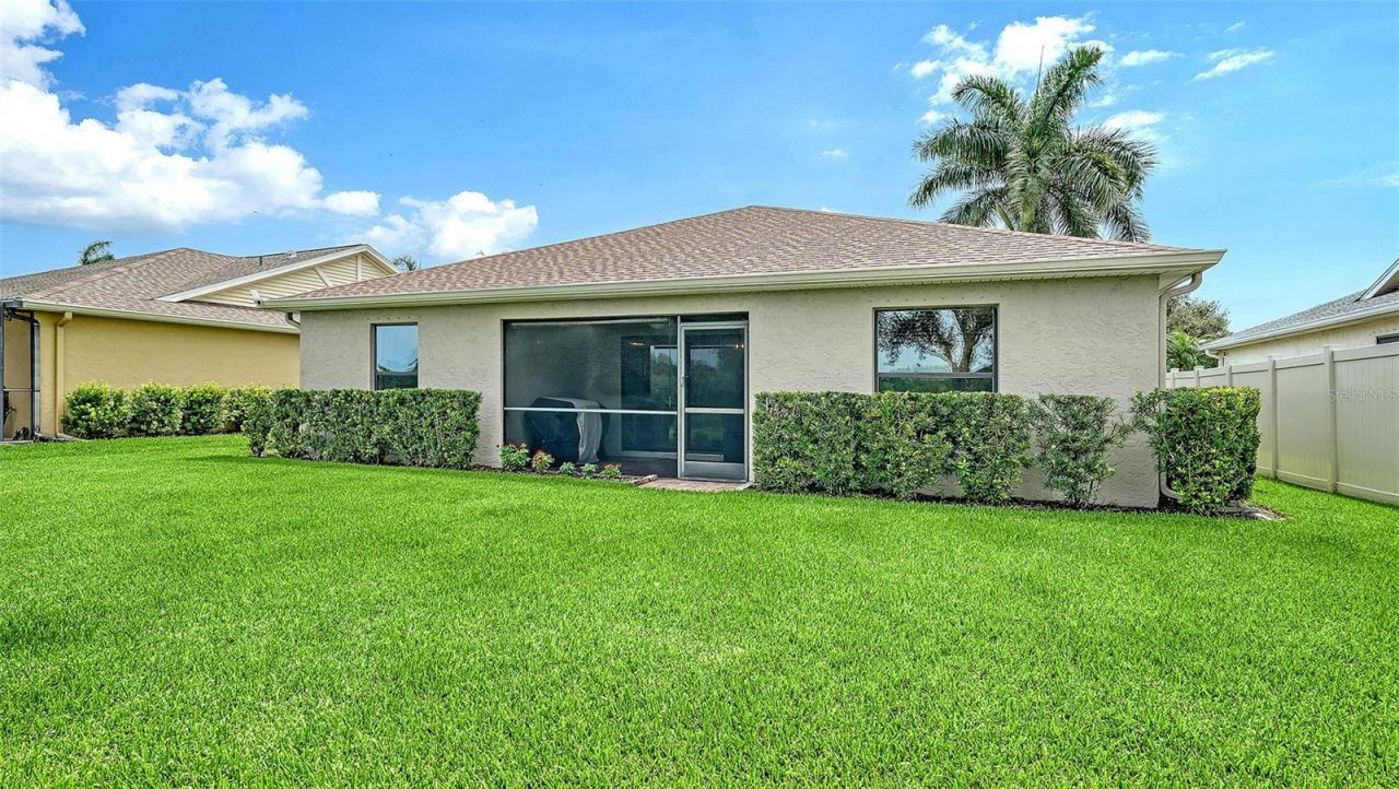 7226 34th Street E, Sarasota, FL 34243 Photo
