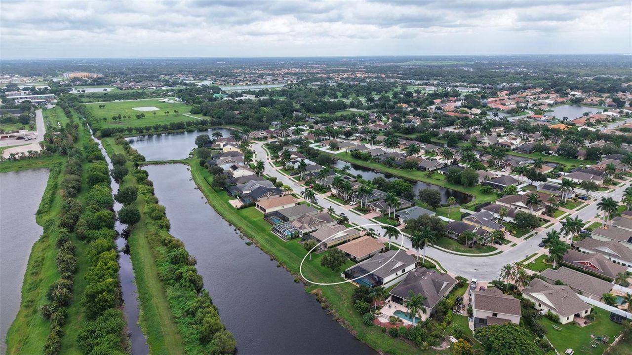 7226 34th Street E, Sarasota, FL 34243 Photo