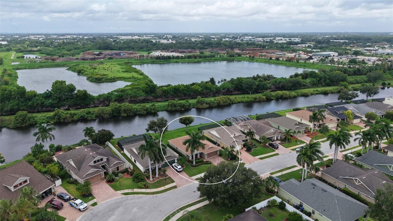 7226 34th Street E, Sarasota, FL 34243 Photo