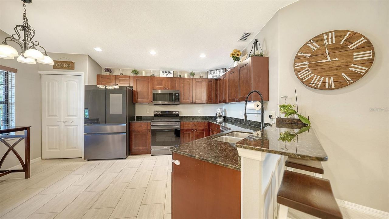 7226 34th Street E, Sarasota, FL 34243 Photo