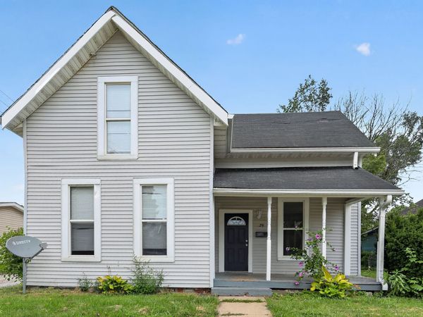 29 Howard Street, Greenfield, IN 46140