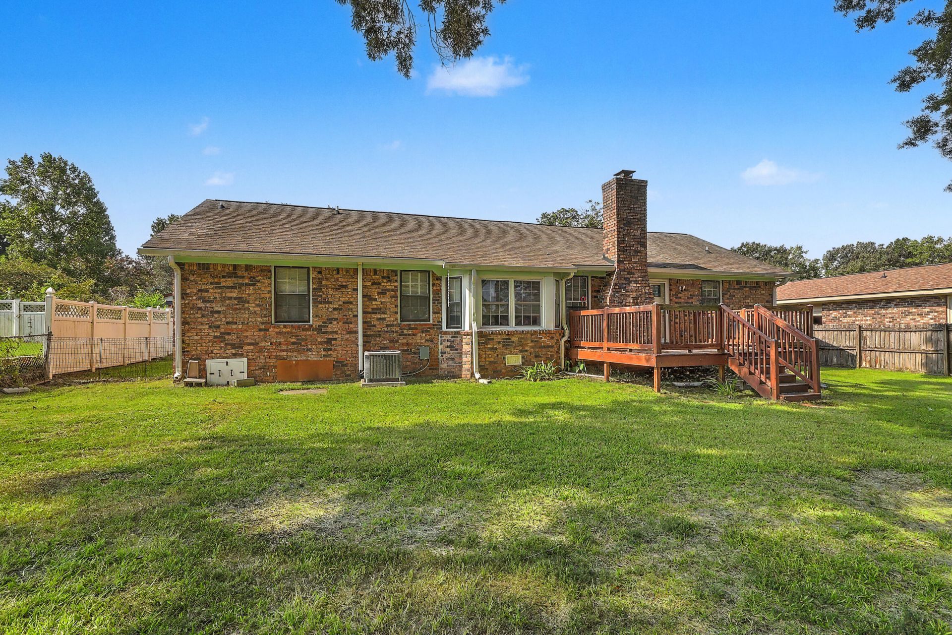 114 Essex Avenue Photo 27