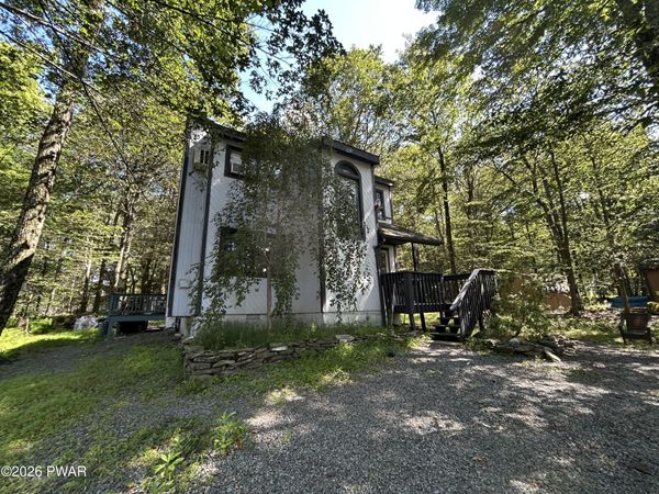 311 N Gate Road , Lake Ariel, PA 18436