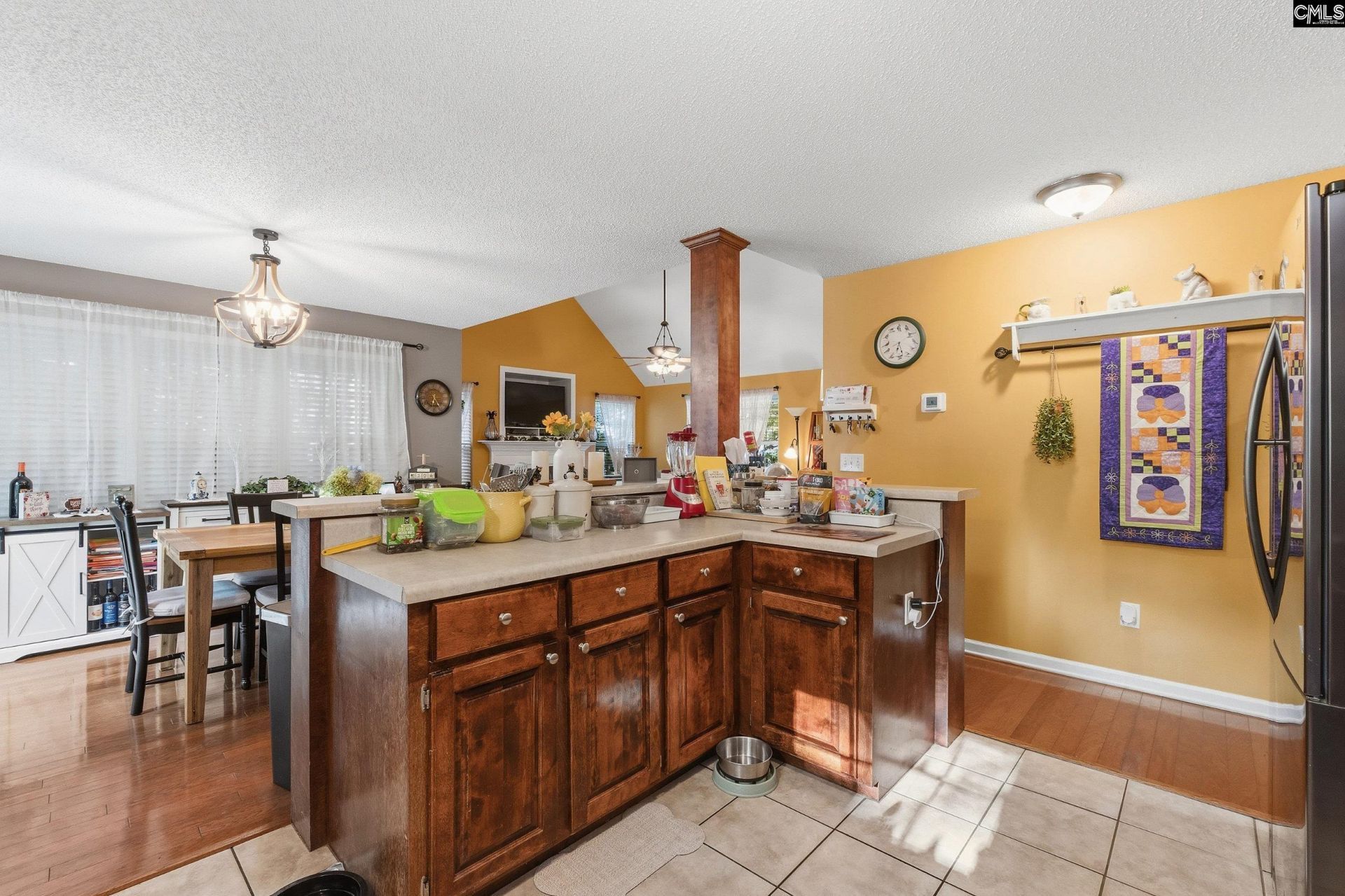 277 Elmwood Boulevard  Photo 25