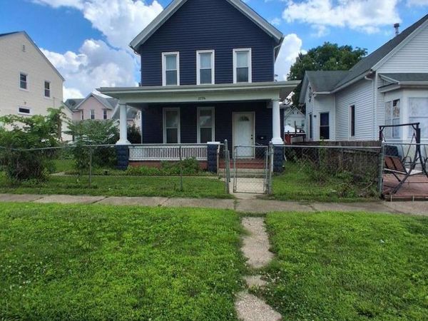 2736 5 1/2 Avenue , Rock Island, IL 61201