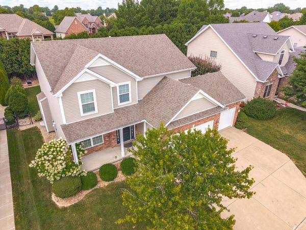 1219 Longford Lane, Bloomington, IL 61704