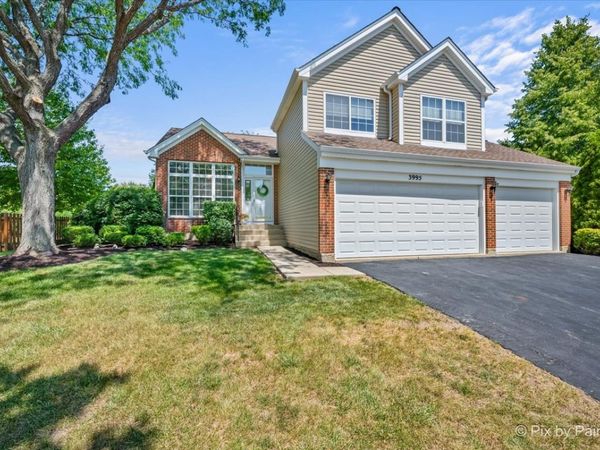 3995 Springlake Court , Lake In The Hills, IL 60156