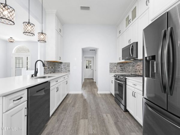 2154 SOFTWIND Trail W, Jacksonville, FL 32224