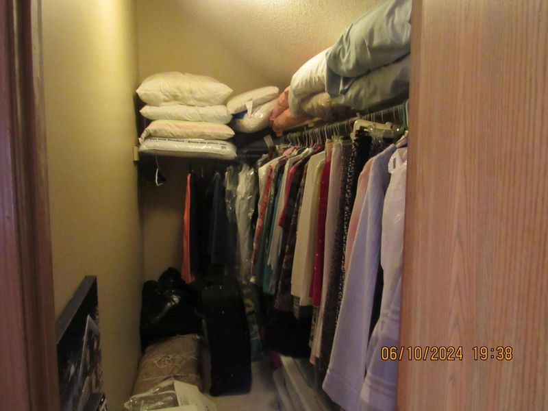 1283 Wilshire Court, Circleville, OH 43113 Photo 6