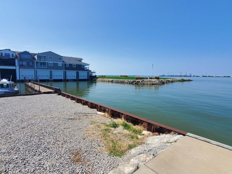 559 Bimini Drive, Sandusky, OH 44870 Photo 5