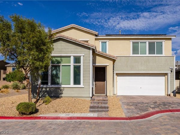 223 Heathrow Lake Avenue, North Las Vegas, NV 89084