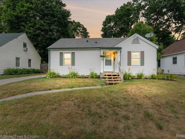 1206 Loraine Avenue, Lansing, Mi 48910