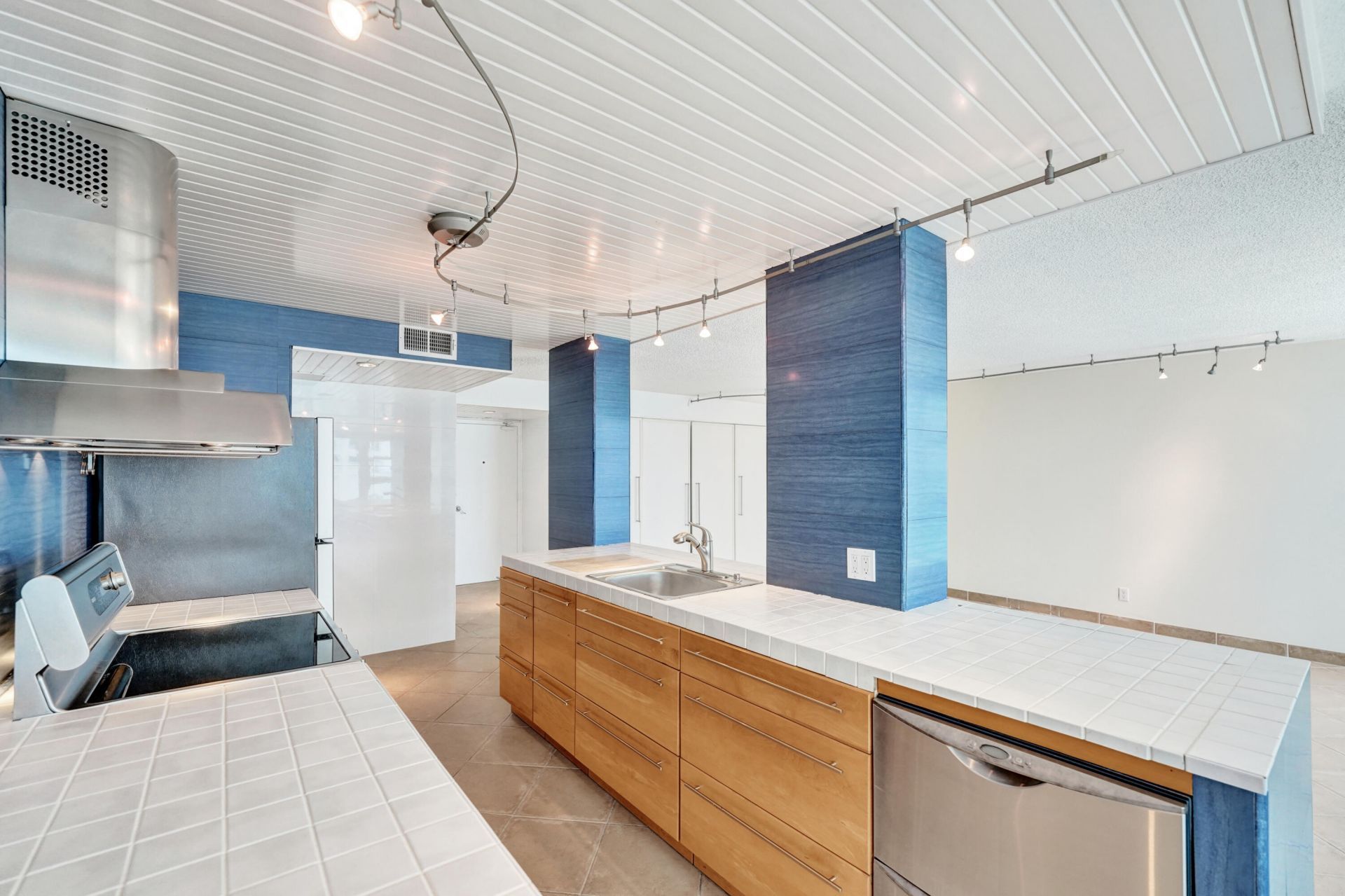 1620 S Ocean Boulevard, Unit 14-D, Lauderdale by the Sea, FL 33062 Photo