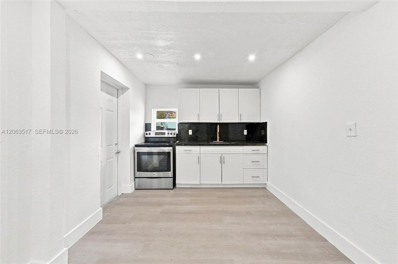 1968 NW 24th Ave, Unit D, Miami, FL 33125 Photo