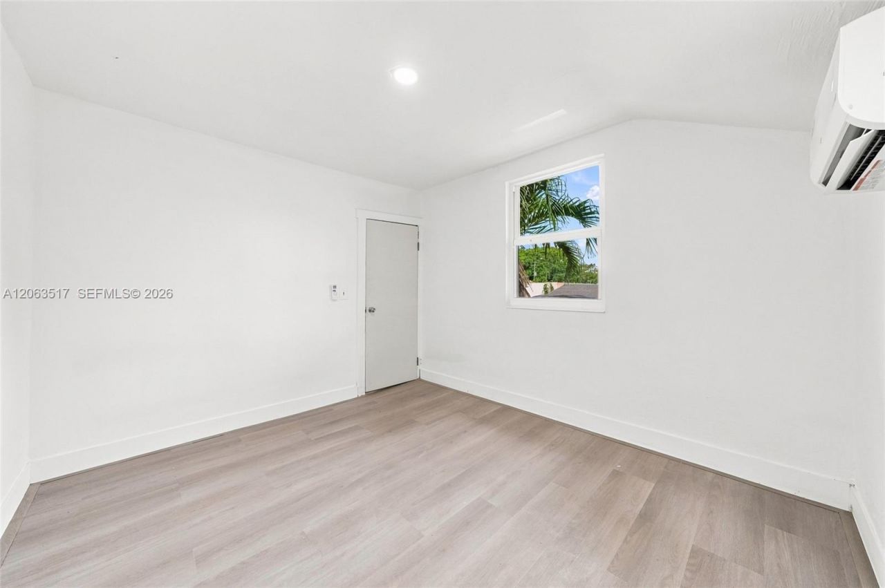 1968 NW 24th Ave, Unit D, Miami, FL 33125 Photo