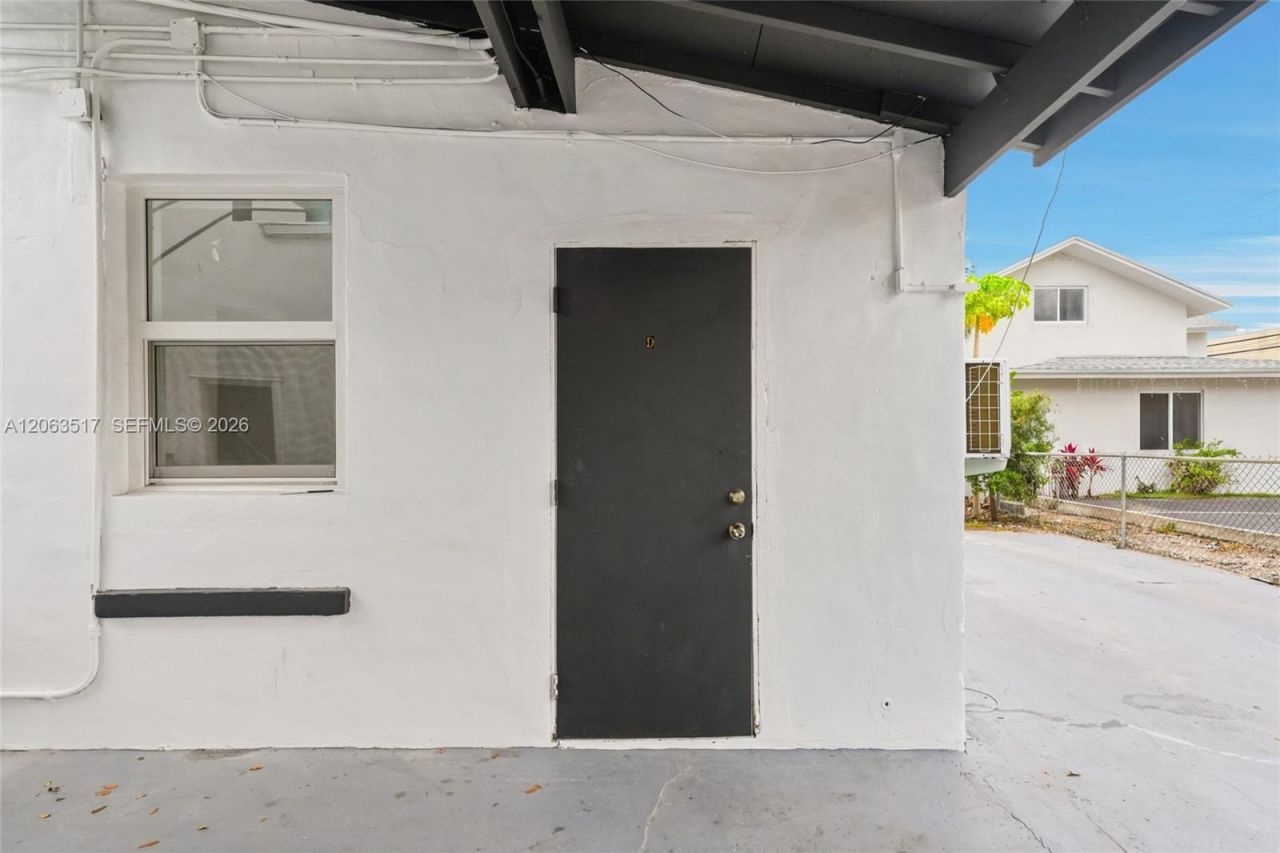 1968 NW 24th Ave, Unit D, Miami, FL 33125 Photo