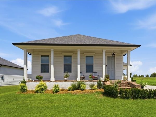 125 AUDUBON Place , Belle Chasse, LA 70037