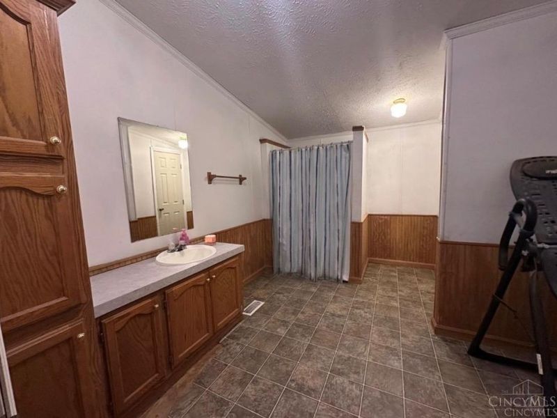 1000 Locust Road, Hillsboro, OH 45133 Photo 18