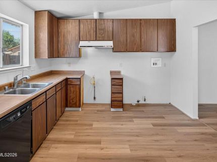 2360 Airport Road, Carson City, NV 89706 Photo