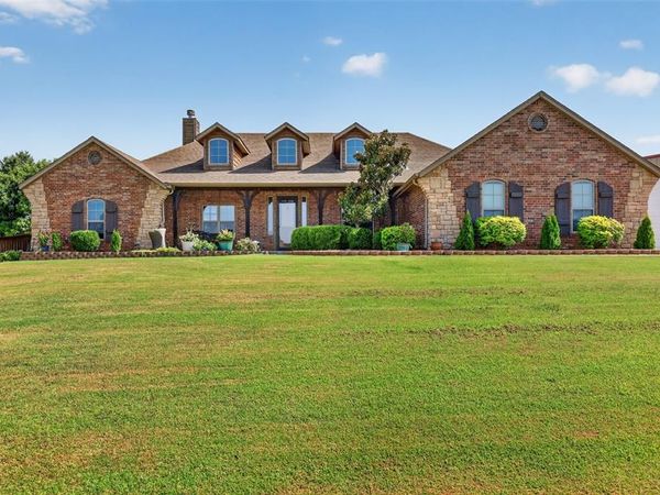 1150 Stone Crest Drive, Edmond, OK 73034