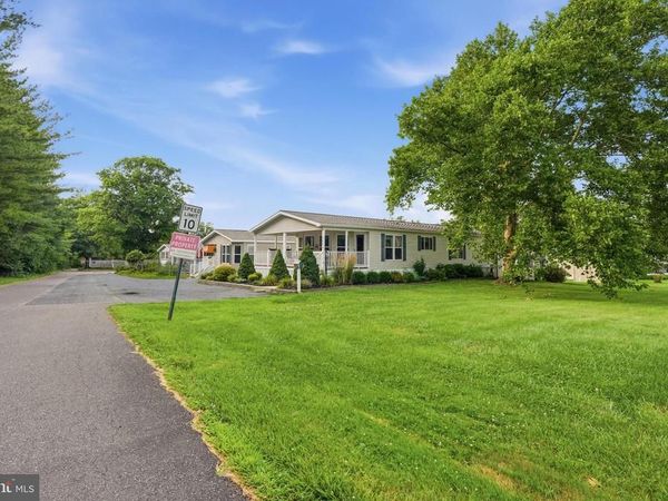 1065 PINE CIRCLE, TELFORD, PA 18969