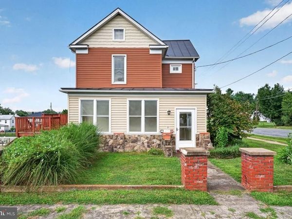 401 6TH STREET, SHENANDOAH, VA 22849