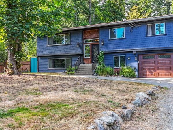 1841 Radway Rd, Shawnigan Lake, BC V0R 2W2