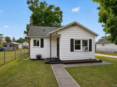 914 State Street, Owosso, Mi 48867