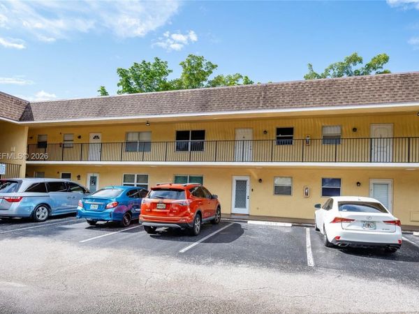 617 S State Road 7 , Unit 1C, Margate, FL 33068